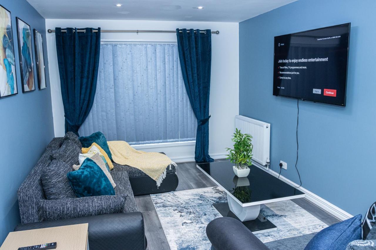 Lush Lodge -Home Away In Telford, For Contractors, Families, Group Of Friends, Long Term Stays Exteriör bild